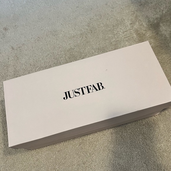 JUSTFAB BRAND NEW Joyce Loafer - Picture 2 of 5